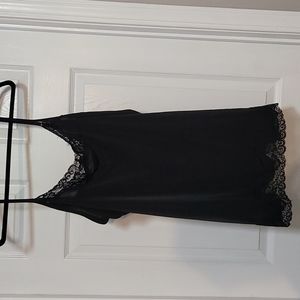 Sz. 18/20 lace trimmed cami